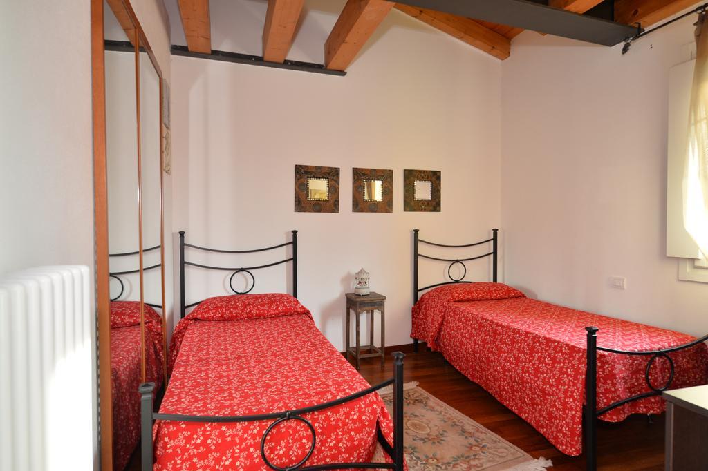 B&B Corte Barbieri Dolce Екстер'єр фото