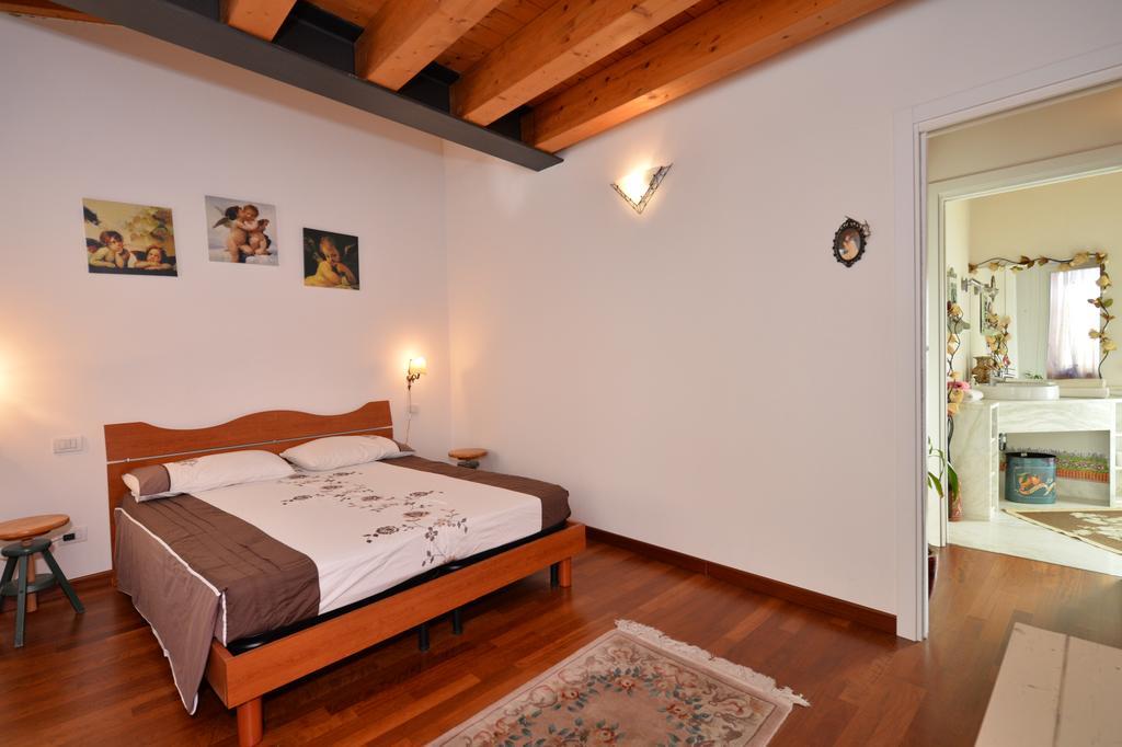 B&B Corte Barbieri Dolce Екстер'єр фото